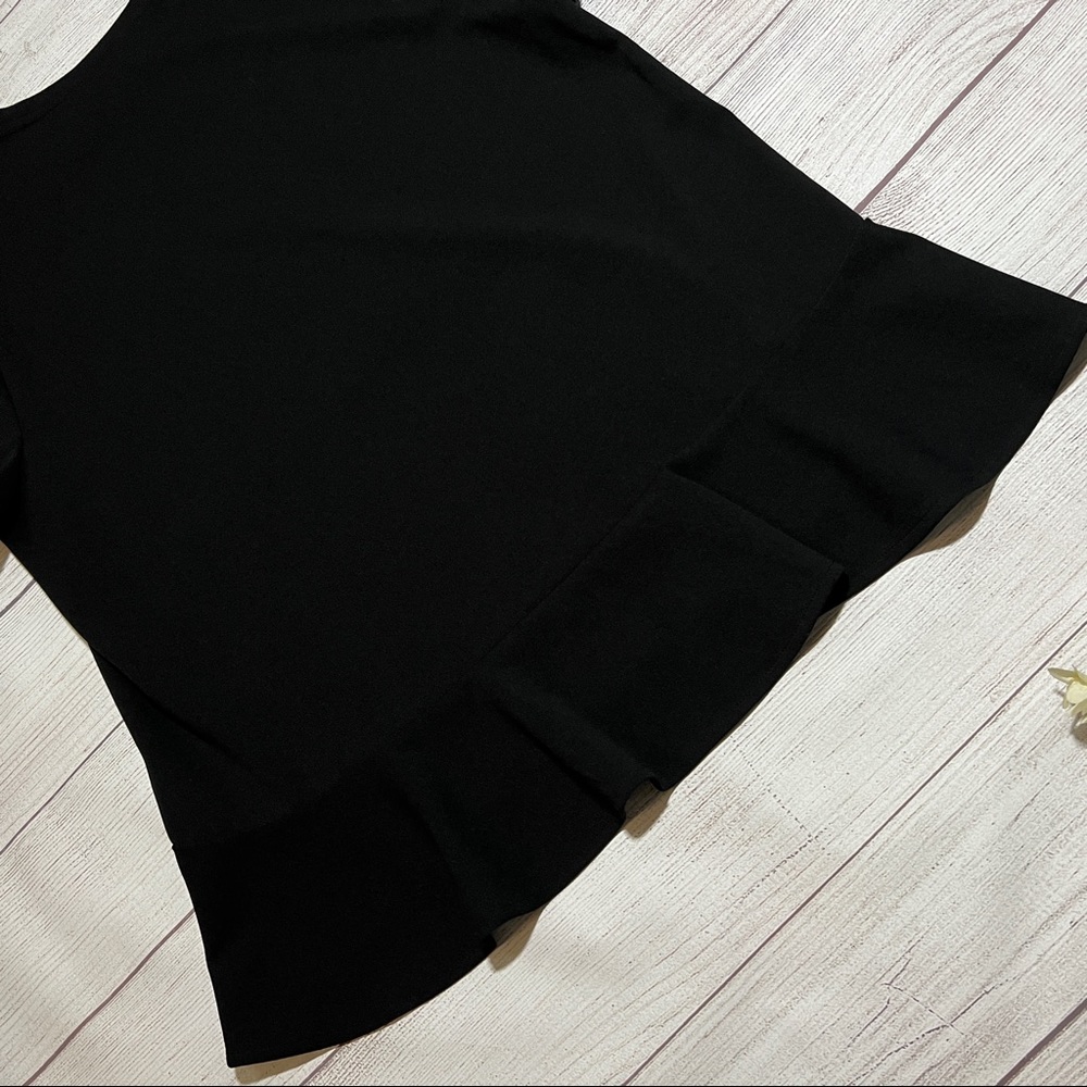 Banana Republic Crew Neck Short Sleeve Panel Detail Top - Picture 4 of 11